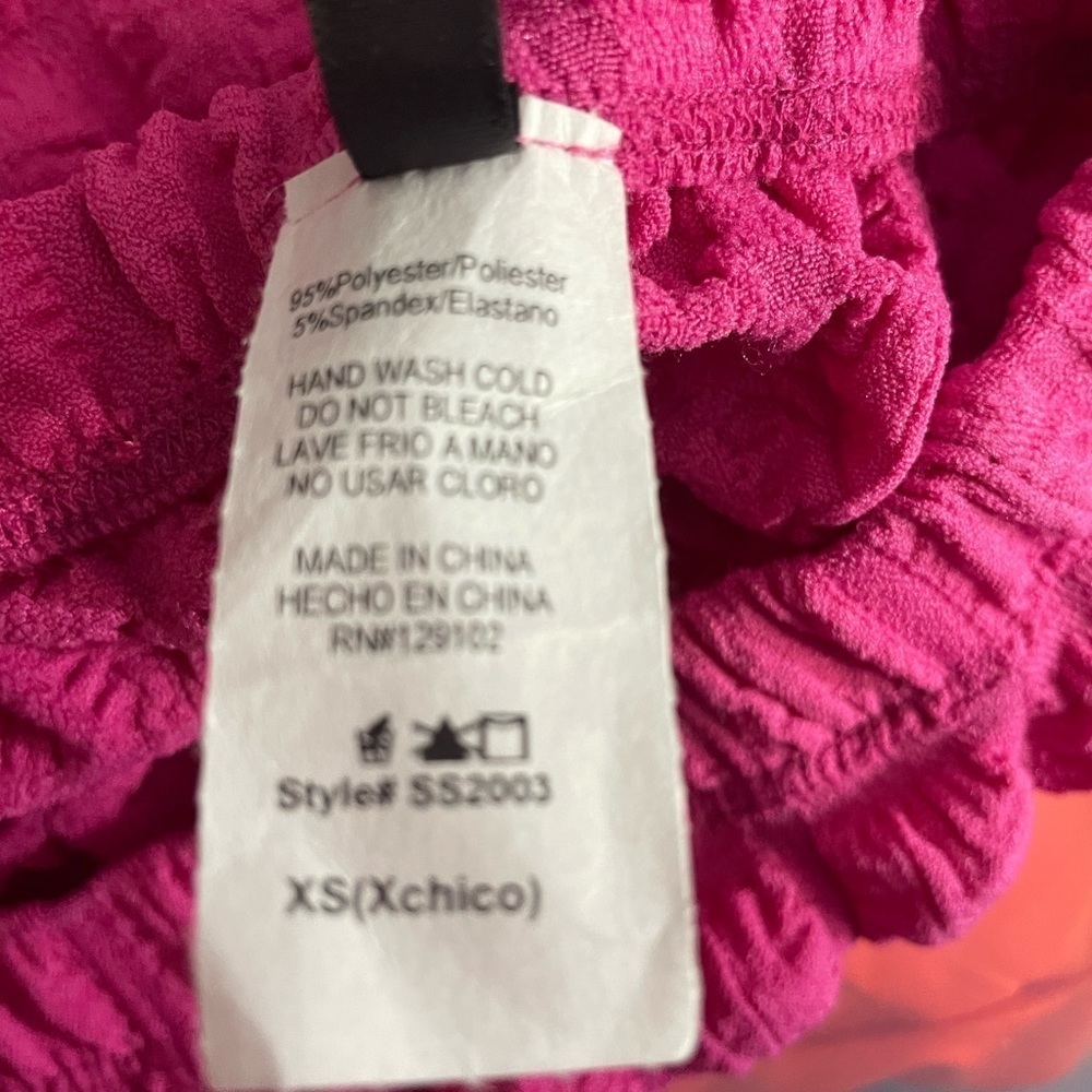 Pink Mini Skirt
New - Picture 9 of 10
